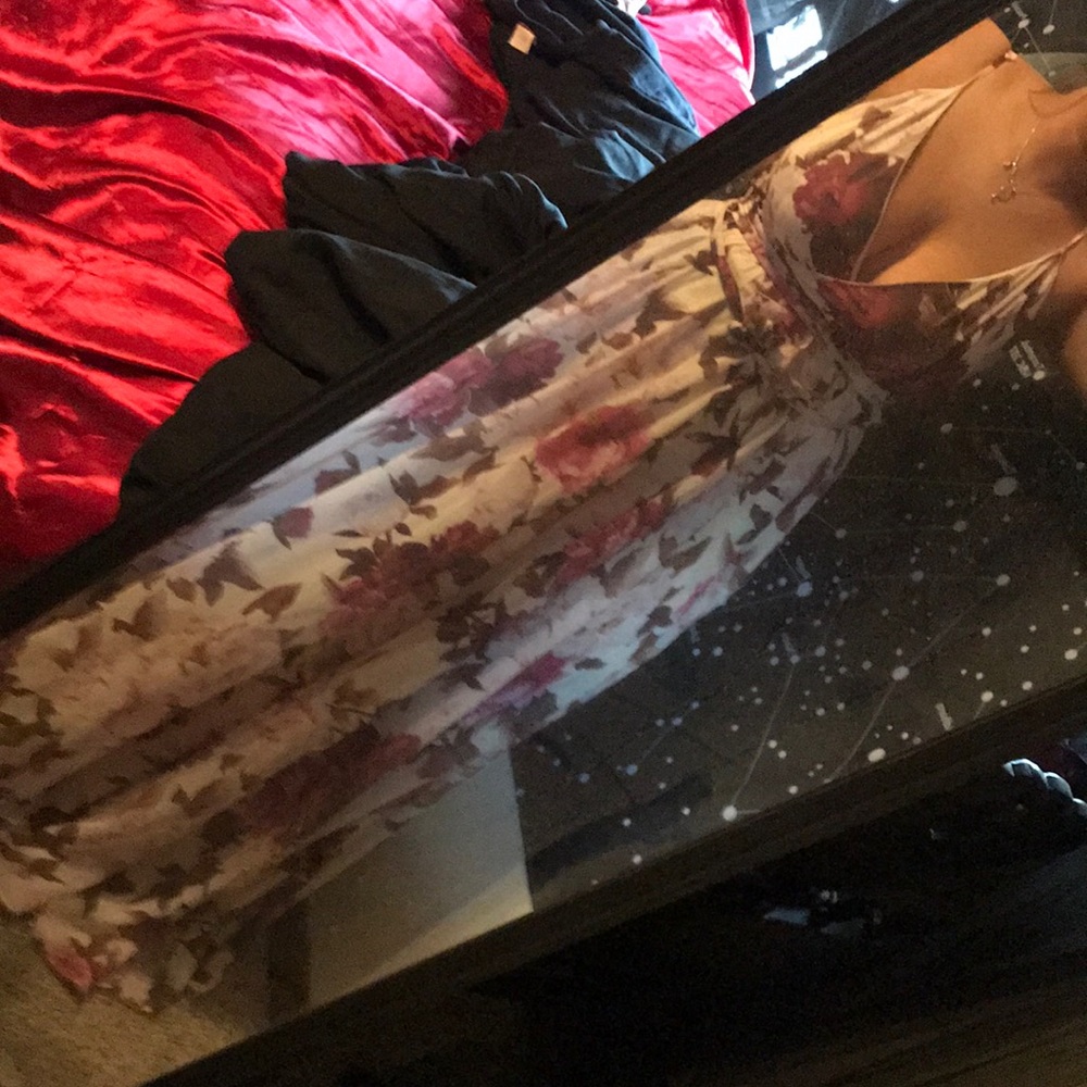 Floral maxi dress- Windsor prom or casual